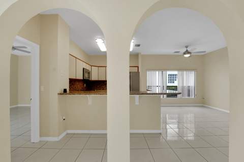 9401 NW 18th Drive, Plantation FL - photo 20 of 59