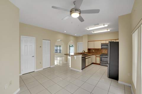 9401 NW 18th Drive, Plantation FL - photo 22 of 59