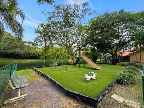 9401 NW 18th Drive, Plantation FL - photo 6 of 59