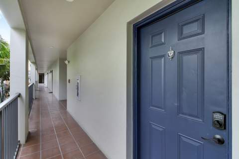 580 S Sapodilla Avenue #305, West Palm Beach FL - photo 17 of 20