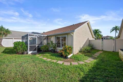 13016 Meadowbreeze Drive, Wellington FL - photo 19 of 26
