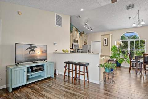 13016 Meadowbreeze Drive, Wellington FL - photo 7 of 26