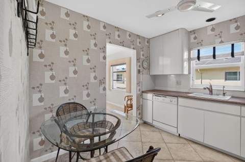 6194 Lasalle Road, Delray Beach FL - photo 13 of 42