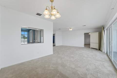 371 Wilma Circle #4, Riviera Beach FL - photo 16 of 57