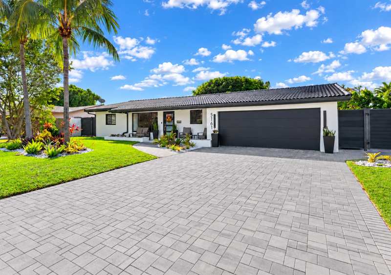4 bedroom Single Family Residence at 5161 NE 18th Terrace, Coral Ridge Add, Fort Lauderdale — photo 1
