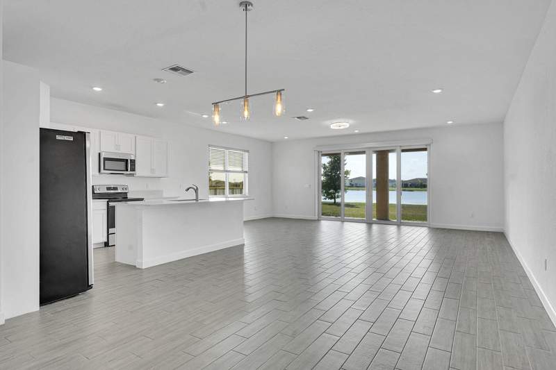 5 bedroom Single Family Residence at 13096 NW Copper Creek Drive, Copper Creek, Port St. Lucie — photo 3