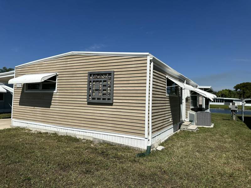 2 bedroom Mobile Home at 8349 South Street, West Lakes Of Boca Raton Inc, Boca Raton — photo 4