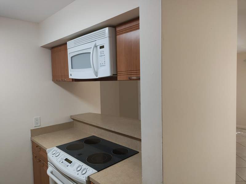 1 bedroom Condominium at 4281 W McNab Road #Unit 27, Palm Aire Gardens Condo, Pompano Beach — photo 4