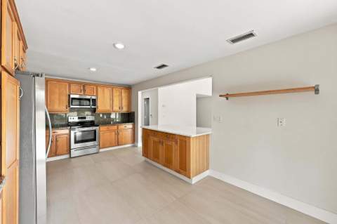 10134 Boca Woods Lane, Boca Raton FL - photo 23 of 76