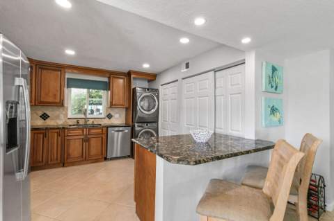 801 Lake Shore Drive #109, Lake Park FL - photo 14 of 57