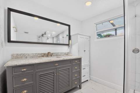 528 Beech Road, West Palm Beach FL - photo 11 of 22