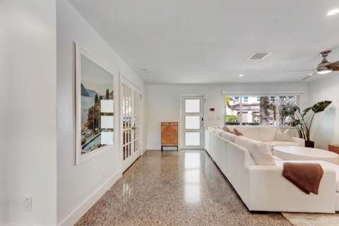 1070 NE 2nd Terrace, Boca Raton FL - photo 7 of 20