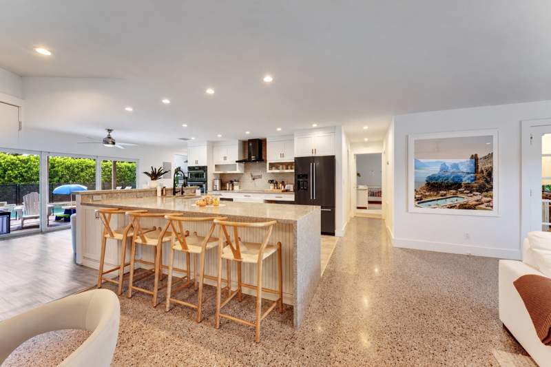 4 bedroom Single Family Residence at 1070 NE 2nd Terrace, Boca Villas Sec C, Boca Raton — photo 5