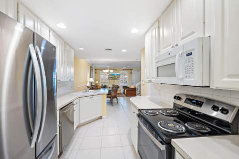 3277 E Community Drive, Jupiter FL - photo 8 of 28