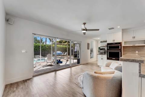 1070 NE 2nd Terrace, Boca Raton FL - photo 16 of 20