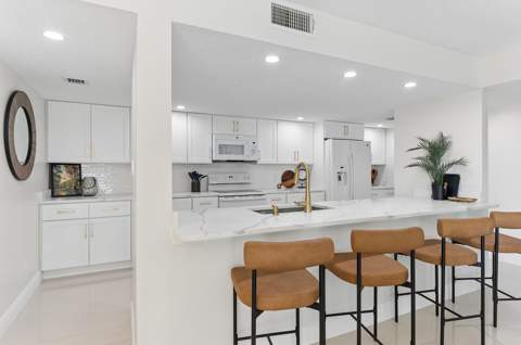 2025 Lavers Circle #D404, Delray Beach FL - photo 9 of 29