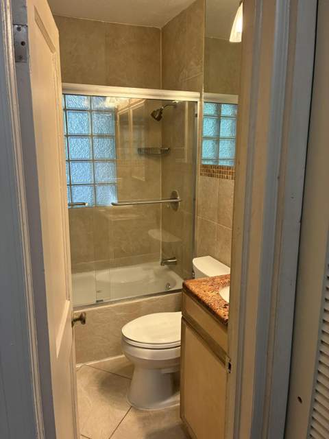 18 SE 10th Street, Fort Lauderdale FL - photo 16 of 21