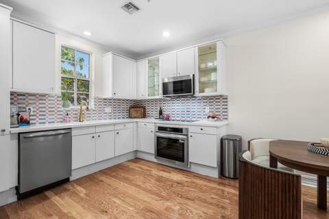 75 NE 5th Avenue #D, Delray Beach FL - photo 11 of 34