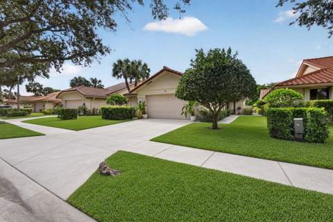 2765 Hawthorne Lane, West Palm Beach FL - photo 7 of 70