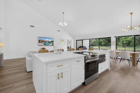 2765 Hawthorne Lane, West Palm Beach FL - photo 13 of 70