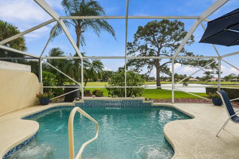 2 bedroom Villa at 1004 SW Tamarrow Place, Florida Club, Stuart — photo 1