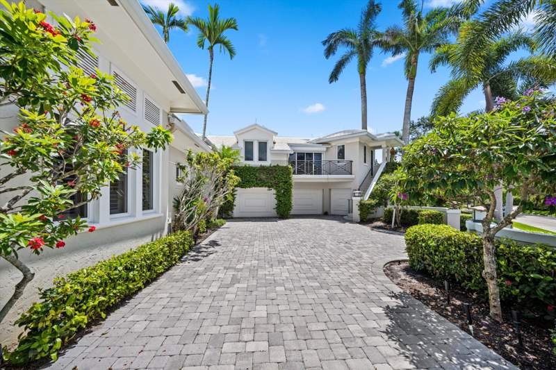 5 bedroom Single Family Residence at 136 Echo Drive, Loxahatchee Club At Maplewood 3 Ph 2, Jupiter — photo 5