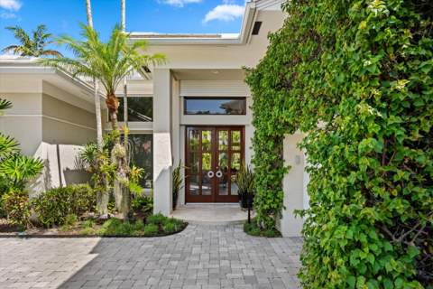 136 Echo Drive, Jupiter FL - photo 13 of 85