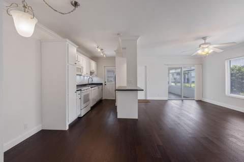 105 South Boulevard #1A, Boynton Beach FL - photo 7 of 34