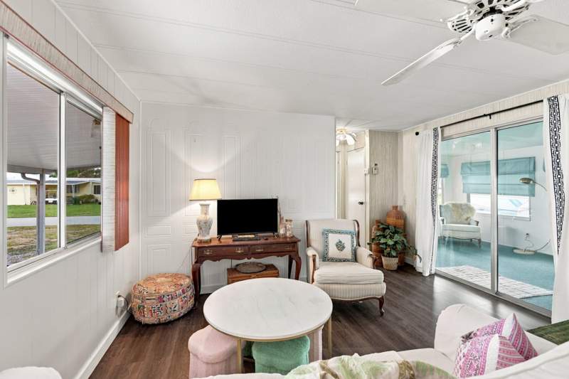 2 bedroom Manufactured Home at 7305 SE Redbird Circle, Ridgeway, Hobe Sound — photo 5