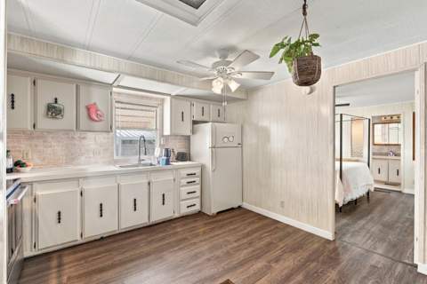 7305 SE Redbird Circle, Hobe Sound FL - photo 9 of 32