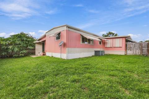 7305 SE Redbird Circle, Hobe Sound FL - photo 20 of 32