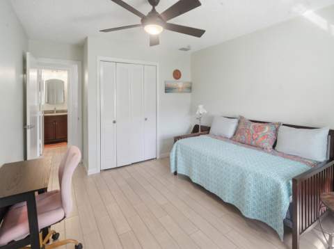 10137 S 42nd Avenue #153, Boynton Beach FL - photo 19 of 31