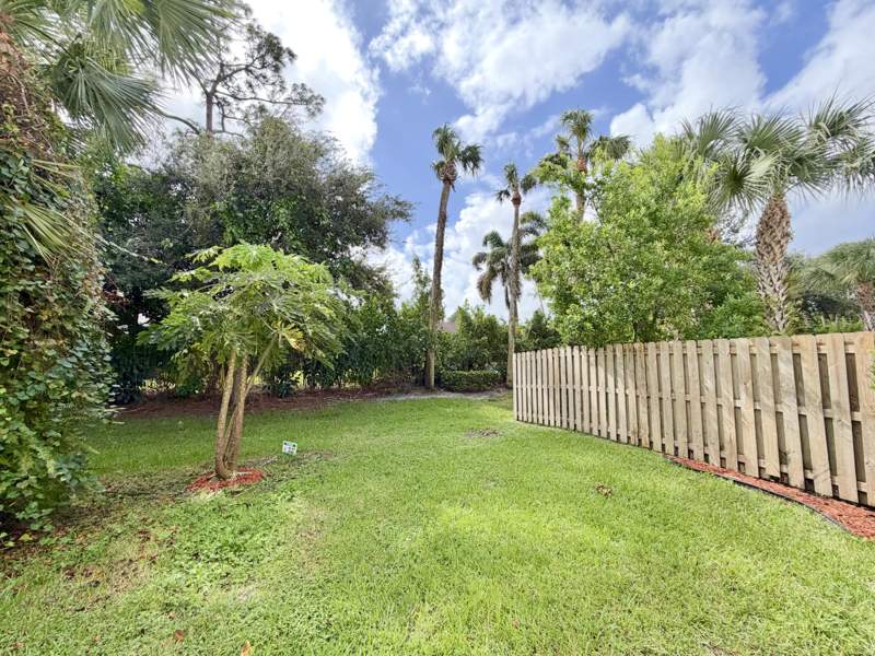 3 bedroom Townhouse at 6172 Bangalow Drive, Sabal Grove Plat Two, Lake Worth — photo 4