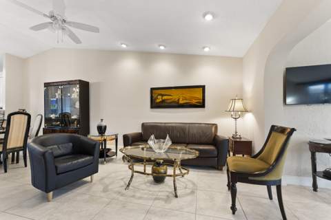 823 Sky Pine Way #D, Greenacres FL - photo 6 of 34