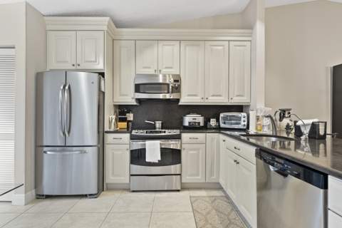 823 Sky Pine Way #D, Greenacres FL - photo 10 of 34
