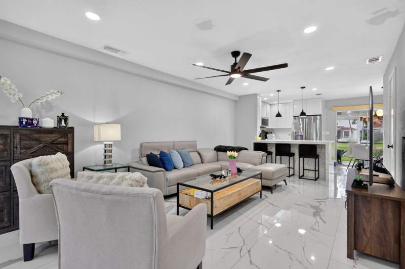 2 bedroom Townhouse at 2844 S Edgehill Lane #2844, Rock Creek Phase Two, Cooper City — photo 4