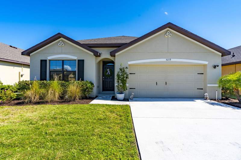 4 bedroom Single Family Residence at 5219 Entertainment Way, Celebration Pointe, Fort Pierce — photo 3