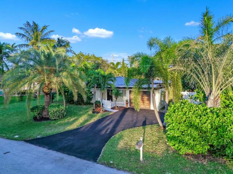3 bedroom Single Family Residence at 220 NW 12th Street, Varsity Heights, Boca Raton — photo 2