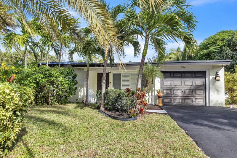 3 bedroom Single Family Residence at 220 NW 12th Street, Varsity Heights, Boca Raton — photo 3