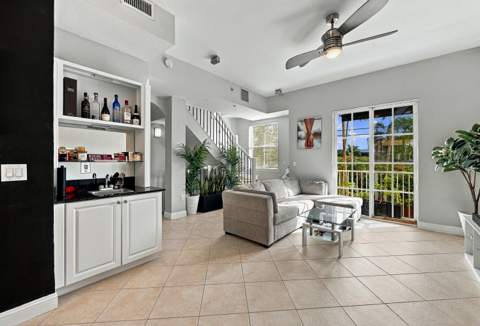 536 NE 7th Avenue #Unit 2, Fort Lauderdale FL - photo 19 of 41