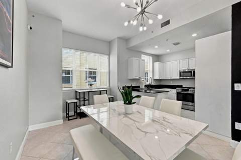 536 NE 7th Avenue #Unit 2, Fort Lauderdale FL - photo 23 of 41