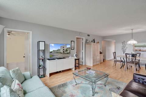6870 Royal Palm Boulevard #103M, Margate FL - photo 14 of 27
