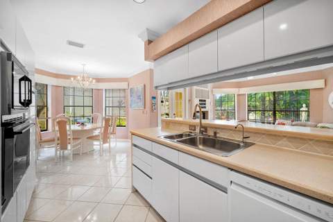 7580 Mirabella Drive, Boca Raton FL - photo 13 of 46