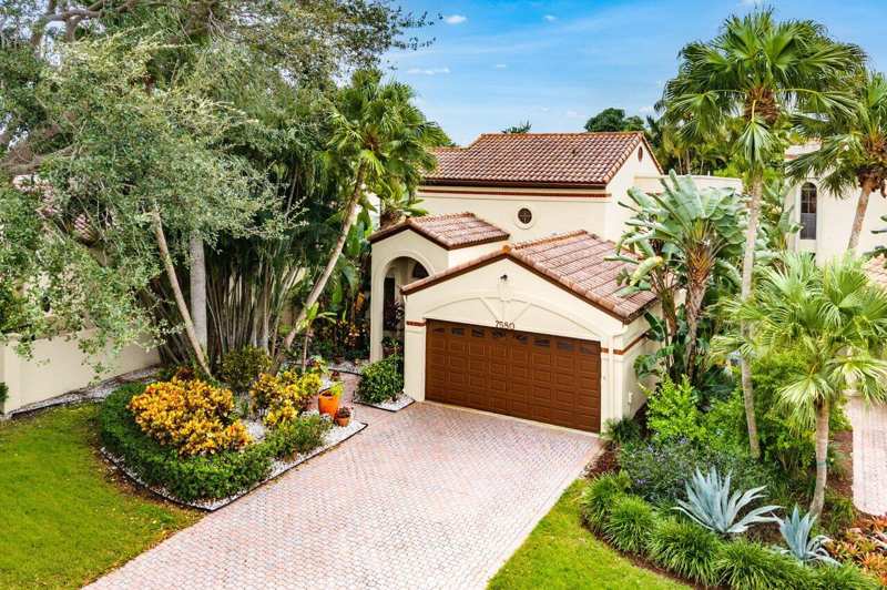 4 bedroom Single Family Residence at 7580 Mirabella Drive, Valencia, Boca Raton — photo 1