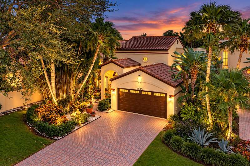 4 bedroom Single Family Residence at 7580 Mirabella Drive, Valencia, Boca Raton — photo 2