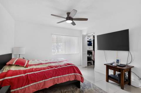 528 Shady Pine Way #B1, Greenacres FL - photo 18 of 34