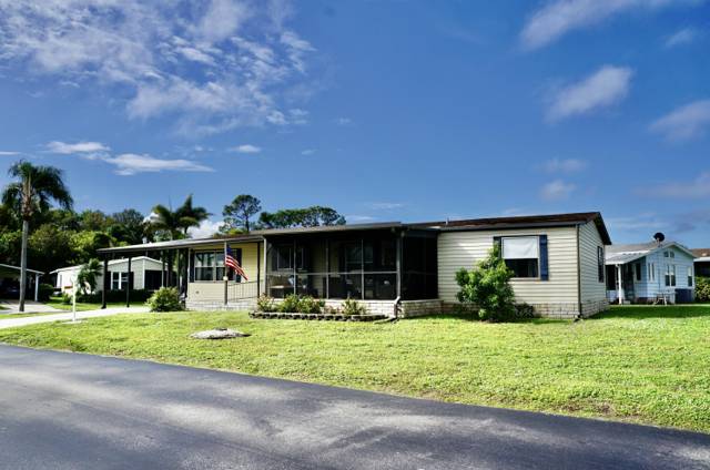 552 TROPICAL ISLES Circle, home for sale in Fort Pierce