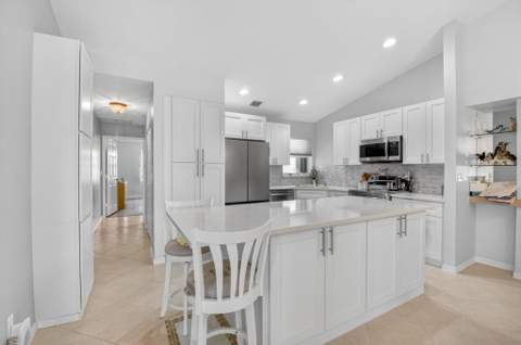 15349 Lake Wisteria Road, Delray Beach FL - photo 9 of 59