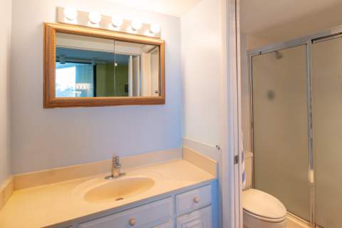 2425 Presidential Way #201, West Palm Beach FL - photo 20 of 27