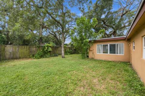 6660 Freedom Street, Hollywood FL - photo 8 of 11